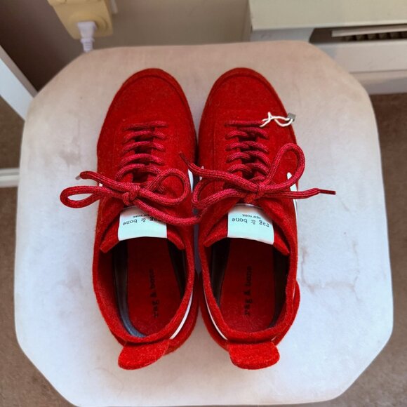 Retro Runner Sneakers - Picture 3 of 10